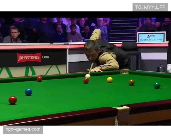 Musiala巧妙化解对手犯规,展现冷静与技术 Musiala巧妙化解对手犯规,展现冷静与技术