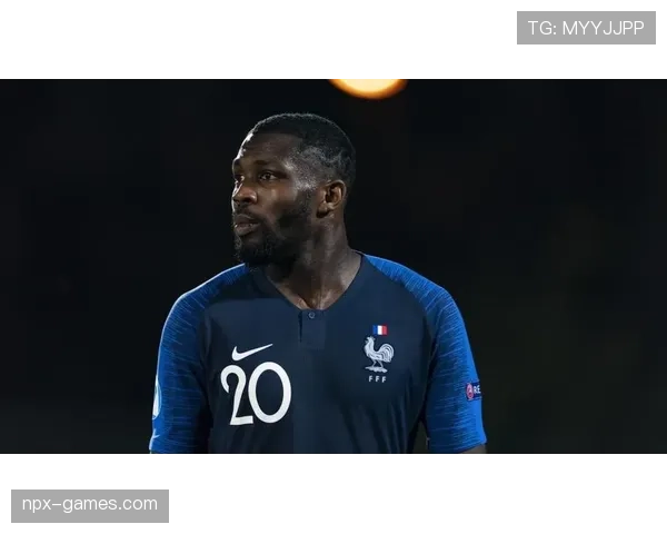 小图拉姆跑位能力持续提升，攻防转换中表现抢眼