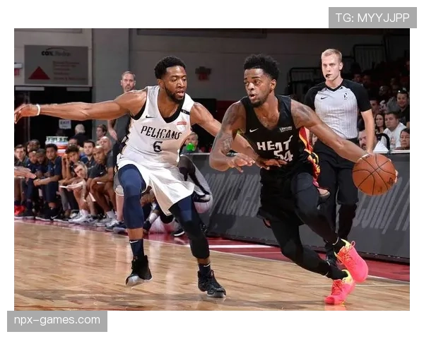 安东尼进攻端强势引领，助球队扭转战局重塑比赛格局