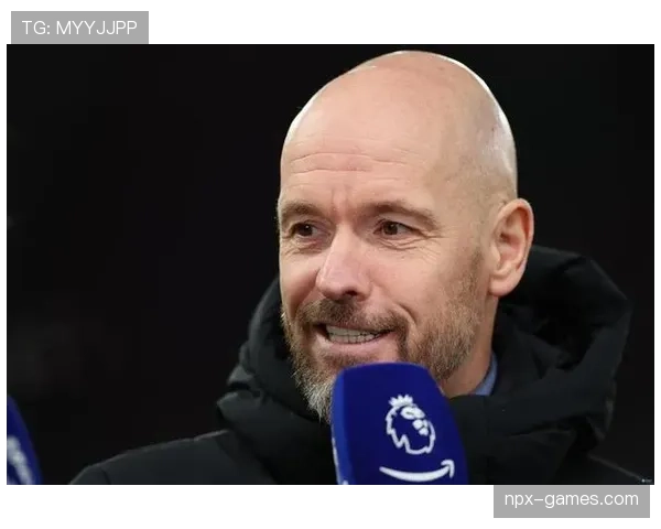 滕哈赫边后卫角色