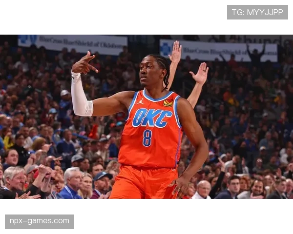 杰伦·威廉姆斯比上季更擅挡拆制造错位提升三分威胁